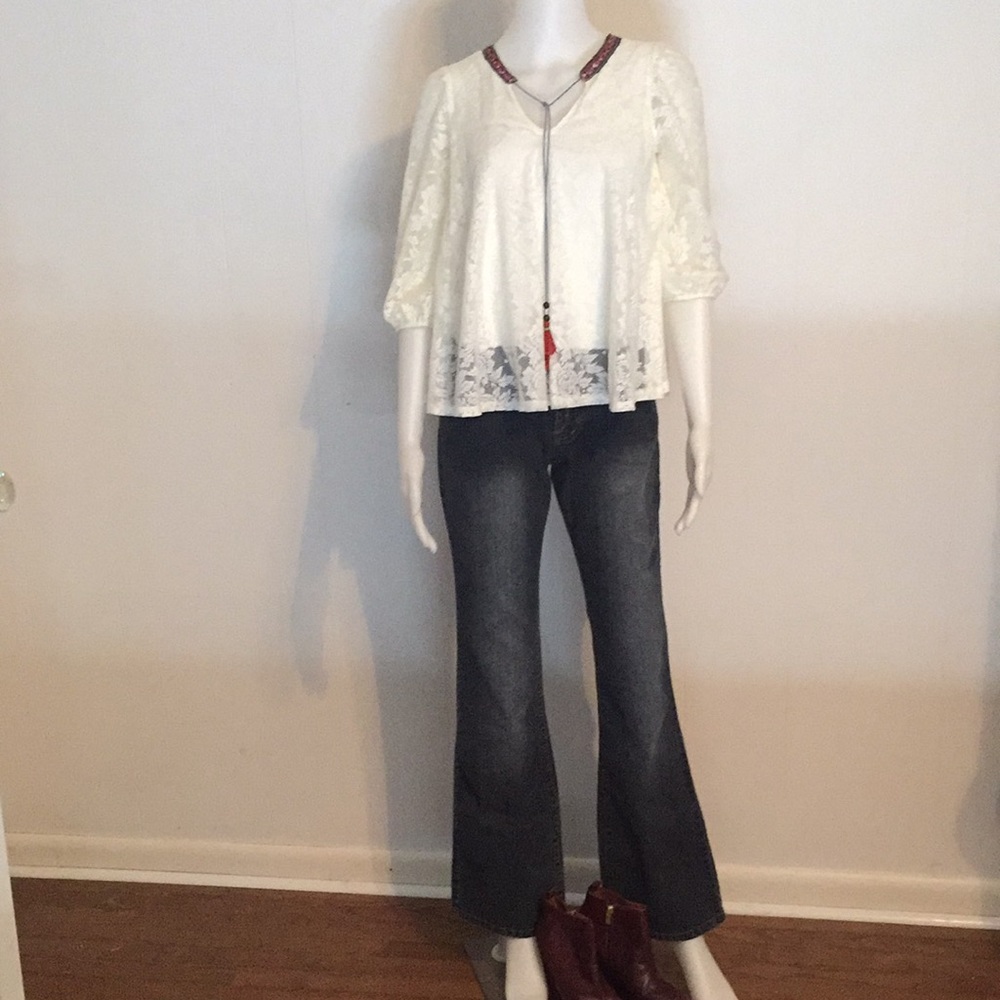 White floral lace Tassel-Tie Top